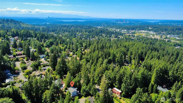 16003 SE 43rd Street, Bellevue, WA 98006