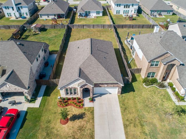14242 Medina Drive, Baytown, TX 77523