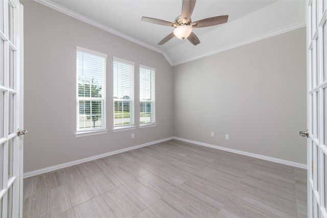 14242 Medina Drive, Baytown, TX 77523