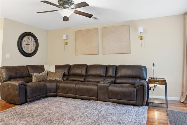 4018 Richard Lee CT, Virginia Beach, VA 23452