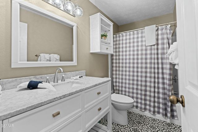 2133 Duck Pond Lane, Sevierville, TN 37876