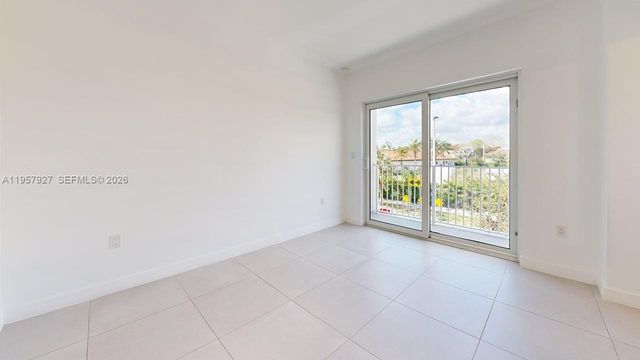 13828 SW 262nd St, Homestead, FL 33032