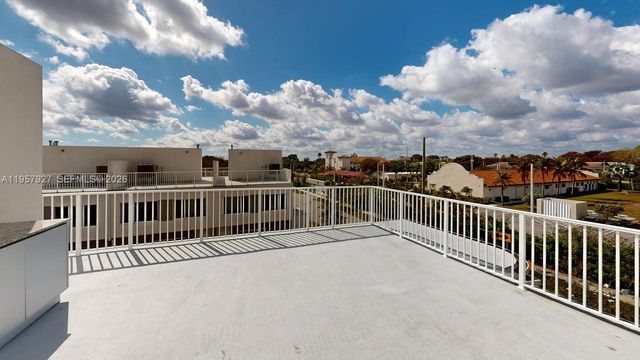 13828 SW 262nd St, Homestead, FL 33032