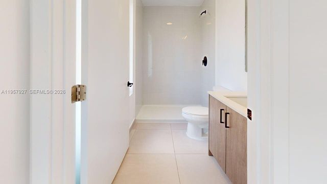 13828 SW 262nd St, Homestead, FL 33032