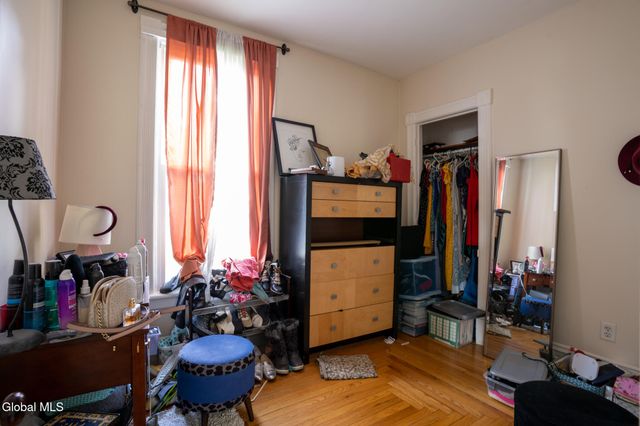 908 3rd Avenue 1, Troy, NY 12182