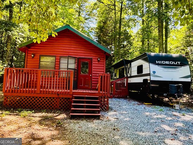 95 Hill Crest Court, Cleveland, GA 30528