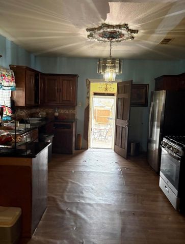 1803 Sayle, Greenville, TX 75401