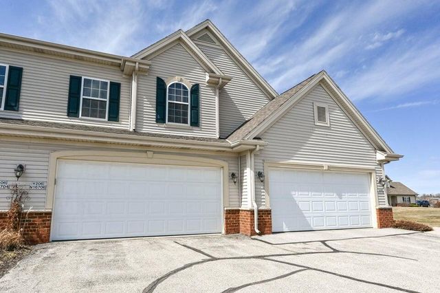 W206N16706 Blackberry CIRCLE, Jackson, WI 53037