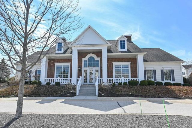 W206N16706 Blackberry CIRCLE, Jackson, WI 53037