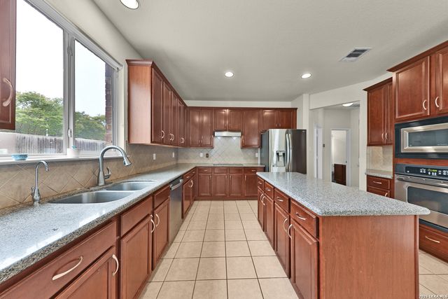 1315 Mesa Draw, San Antonio, TX 78258