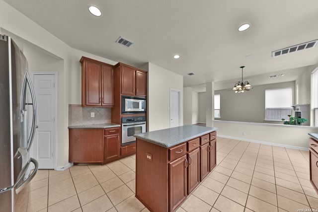 1315 Mesa Draw, San Antonio, TX 78258