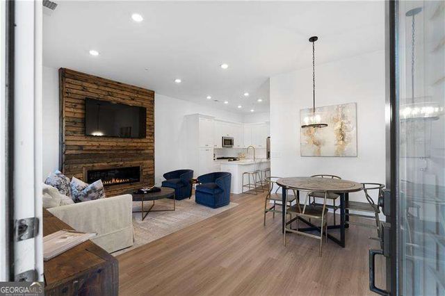 105 Pearl Street, Woodstock, GA 30188