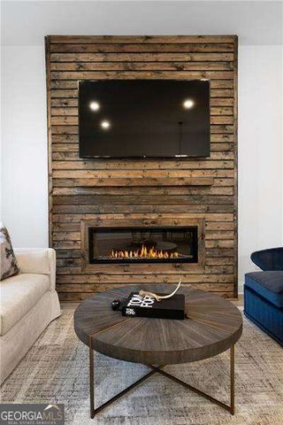 105 Pearl Street, Woodstock, GA 30188