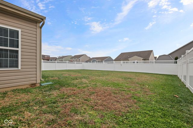 1283 Crabapple Road, Franklin, IN 46131