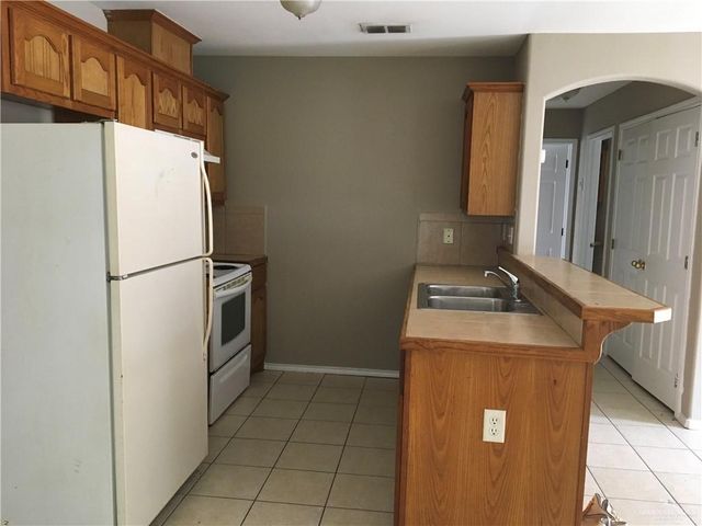 1513 Orlando Street, Edinburg, TX 78541