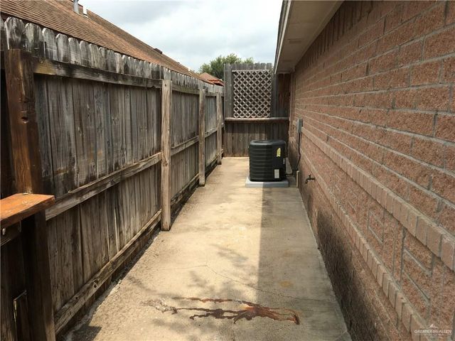 1513 Orlando Street, Edinburg, TX 78541