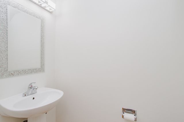 1217 N Village Drive, Round Lake Beach, IL 60073