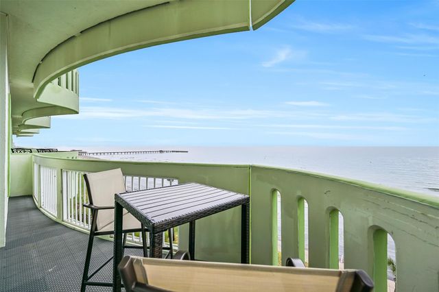 9420 Seawall Boulevard 705, Galveston, TX 77554