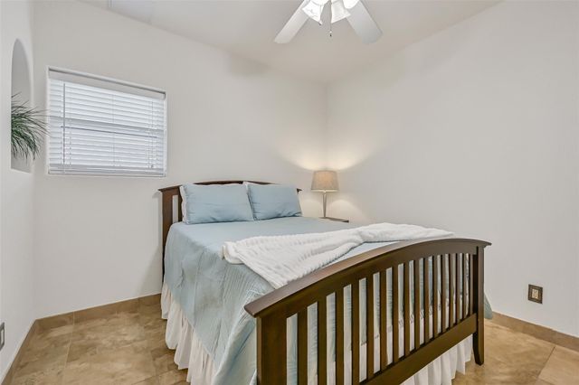 9420 Seawall Boulevard 705, Galveston, TX 77554