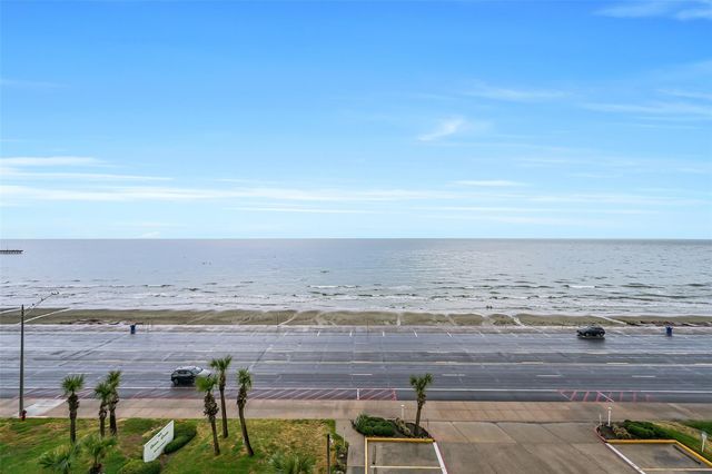 9420 Seawall Boulevard 705, Galveston, TX 77554