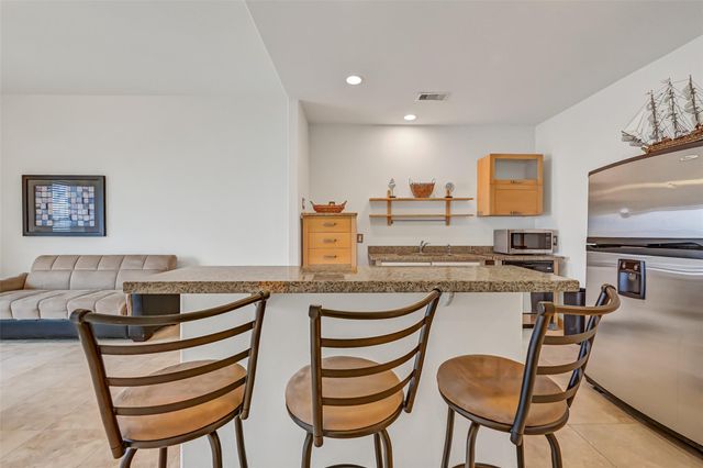 9420 Seawall Boulevard 705, Galveston, TX 77554