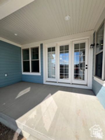 7077 W BLUEFIN DR, South Jordan, UT 84009