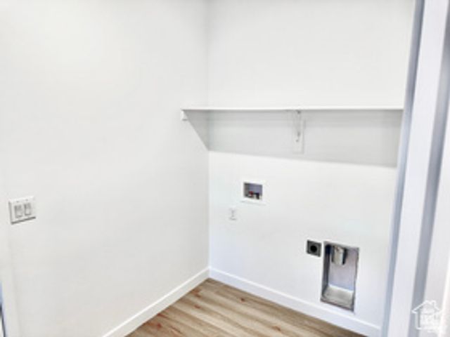 7077 W BLUEFIN DR, South Jordan, UT 84009