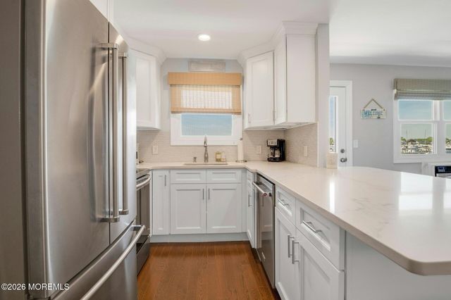 110 Wharfside Drive, Monmouth Beach, NJ 07750