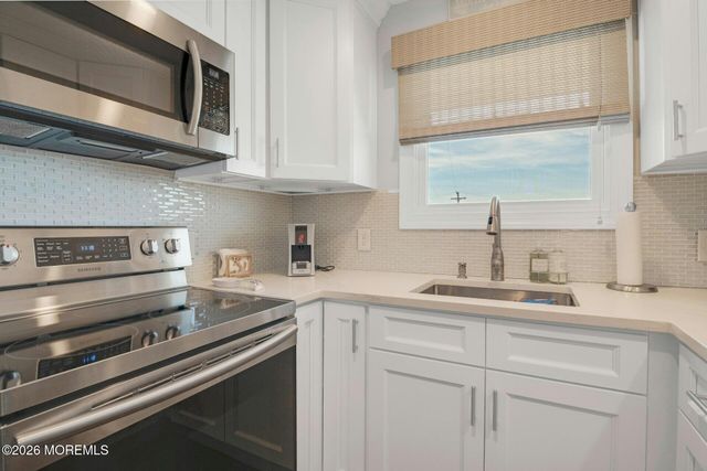 110 Wharfside Drive, Monmouth Beach, NJ 07750