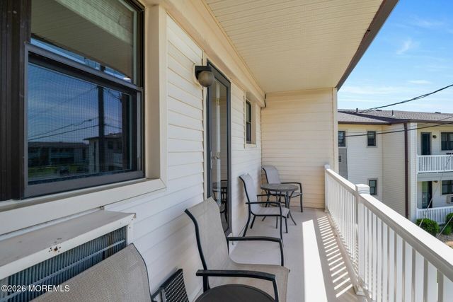 110 Wharfside Drive, Monmouth Beach, NJ 07750