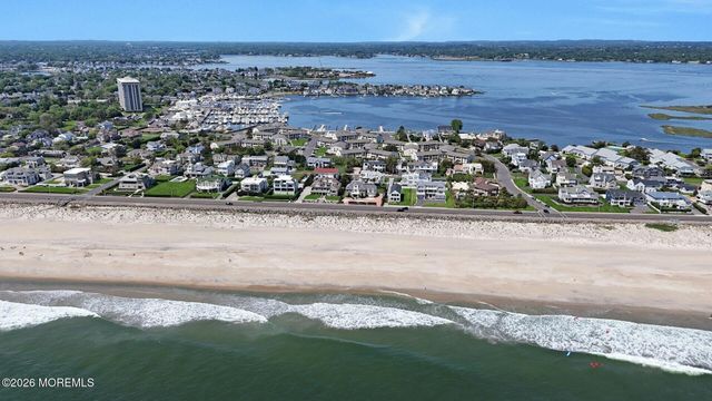 110 Wharfside Drive, Monmouth Beach, NJ 07750
