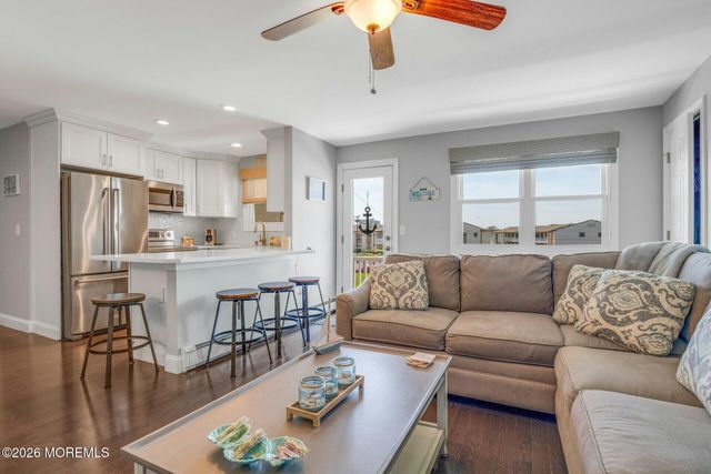 110 Wharfside Drive, Monmouth Beach, NJ 07750