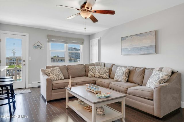 110 Wharfside Drive, Monmouth Beach, NJ 07750