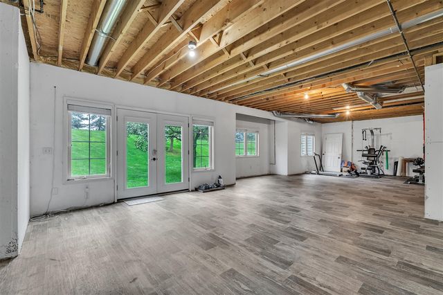 3742 Bridle Pass Court, Ann Arbor, MI 48108