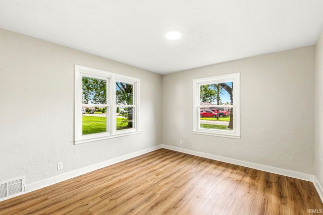 30113 Tower Road, Elkhart, IN 46516