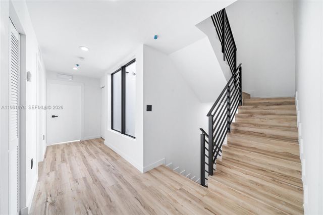 11 NE 51 St 3, Miami, FL 33137