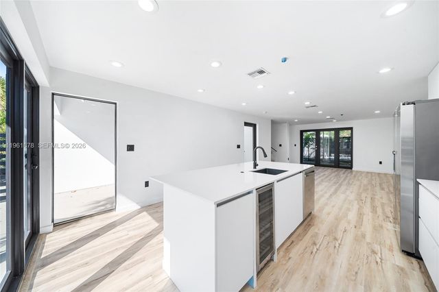 11 NE 51 St 3, Miami, FL 33137