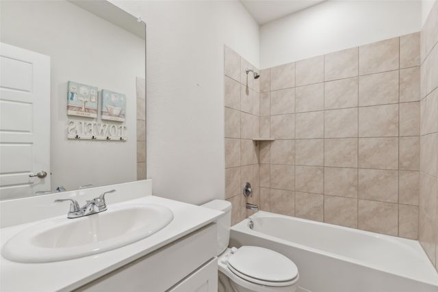 940 Azure Lane, Celina, TX 75009