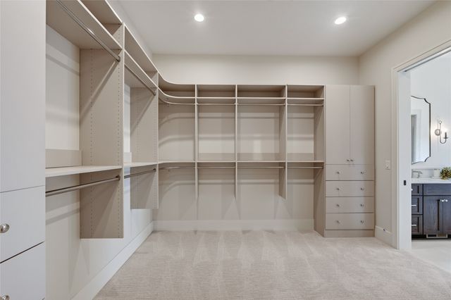 17815 Goodman Drive, Urbandale, IA 50263