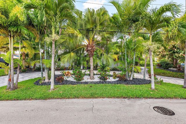 2200 SE 9TH Street, Pompano Beach, FL 33062