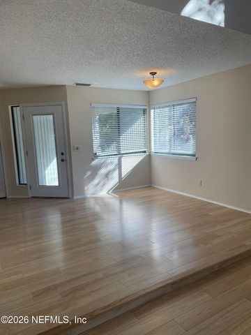 536 PELICAN Key, Atlantic Beach, FL 32233