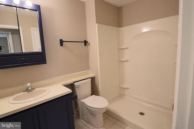 105 DEVONSHIRE CT, Sewell, NJ 08080