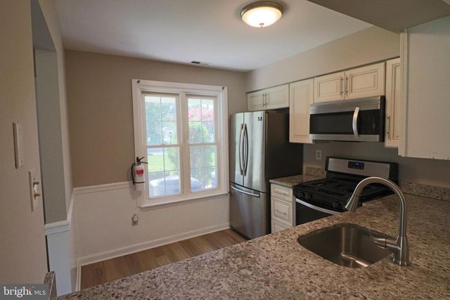 105 DEVONSHIRE CT, Sewell, NJ 08080