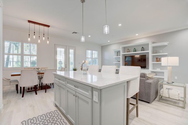 412 Inlet Waters Circle, Jupiter, FL 33477