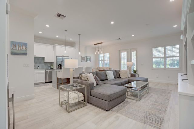 412 Inlet Waters Circle, Jupiter, FL 33477