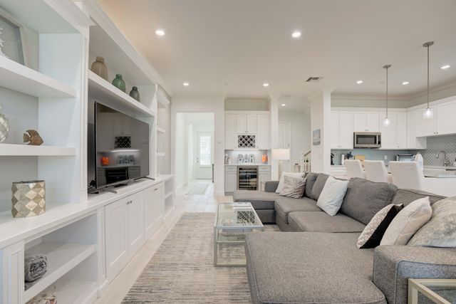 412 Inlet Waters Circle, Jupiter, FL 33477