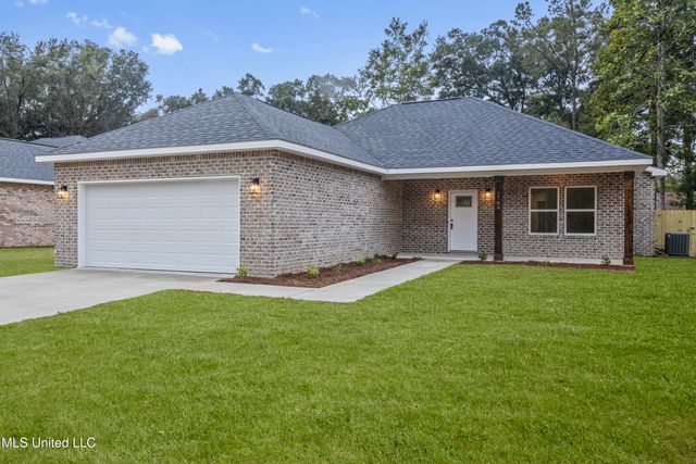 1789 Granhurst Street, Gautier, MS 39553