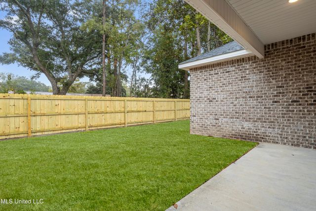 1789 Granhurst Street, Gautier, MS 39553