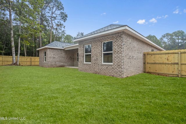 1789 Granhurst Street, Gautier, MS 39553