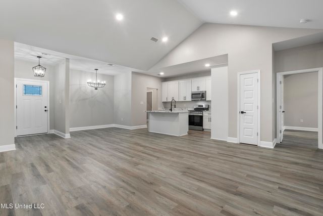 1789 Granhurst Street, Gautier, MS 39553